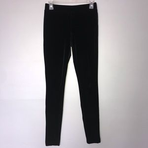 💄 Black Suede Leggings